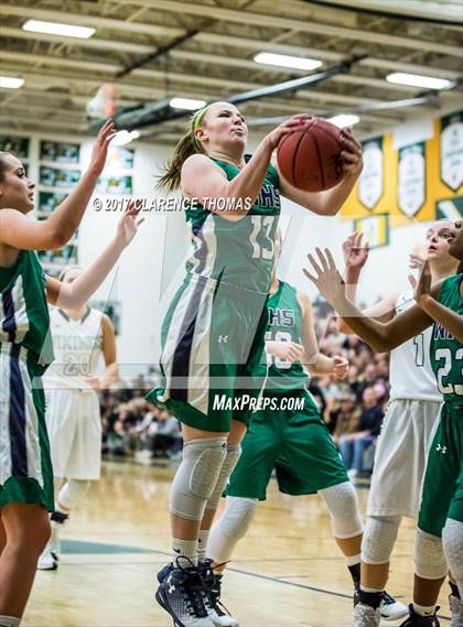 Thumbnail 3 in Woodgrove @ Loudoun Valley photogallery.