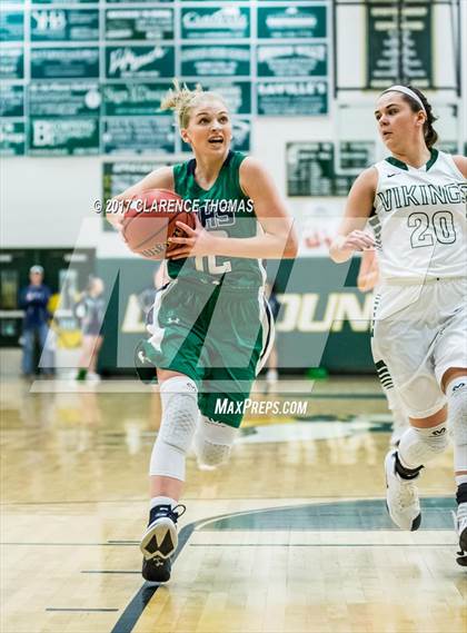 Thumbnail 3 in Woodgrove @ Loudoun Valley photogallery.