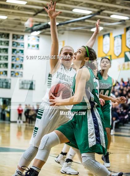 Thumbnail 1 in Woodgrove @ Loudoun Valley photogallery.