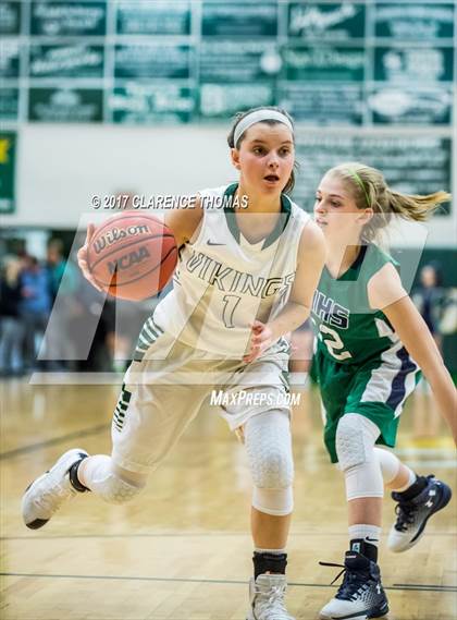 Thumbnail 3 in Woodgrove @ Loudoun Valley photogallery.