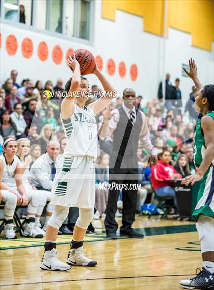 Thumbnail 1 in Woodgrove @ Loudoun Valley photogallery.