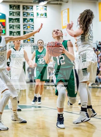 Thumbnail 1 in Woodgrove @ Loudoun Valley photogallery.