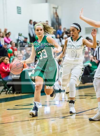 Thumbnail 1 in Woodgrove @ Loudoun Valley photogallery.