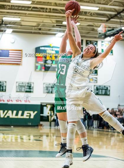 Thumbnail 1 in Woodgrove @ Loudoun Valley photogallery.