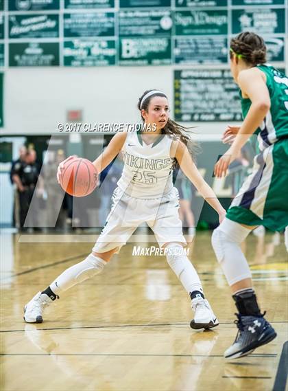 Thumbnail 2 in Woodgrove @ Loudoun Valley photogallery.
