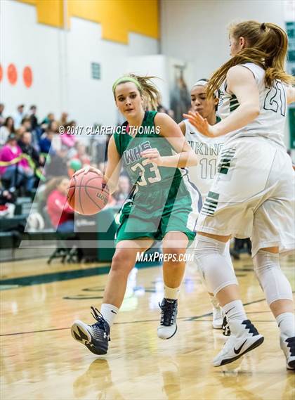 Thumbnail 2 in Woodgrove @ Loudoun Valley photogallery.