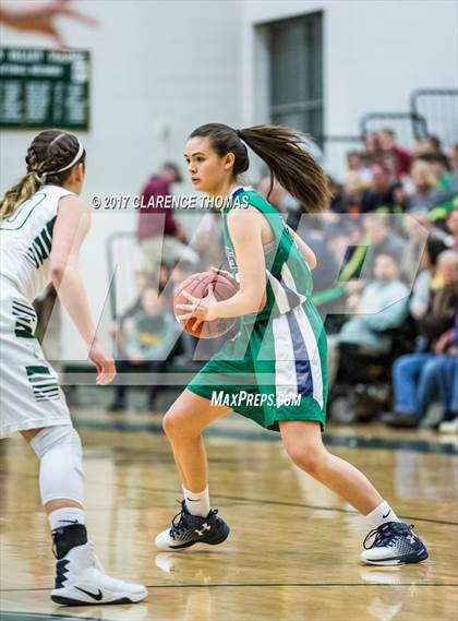 Thumbnail 2 in Woodgrove @ Loudoun Valley photogallery.