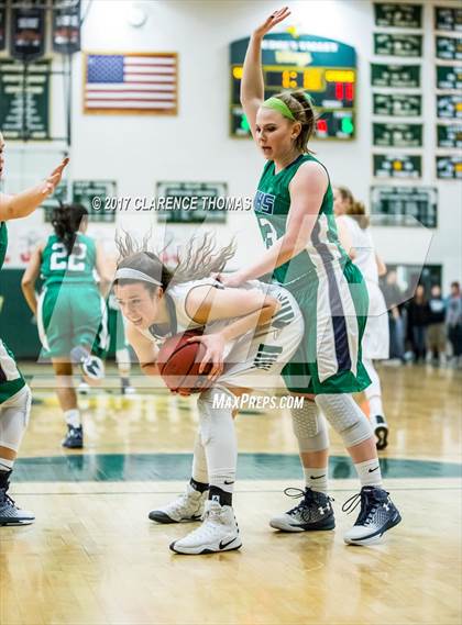 Thumbnail 2 in Woodgrove @ Loudoun Valley photogallery.