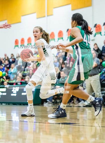 Thumbnail 1 in Woodgrove @ Loudoun Valley photogallery.