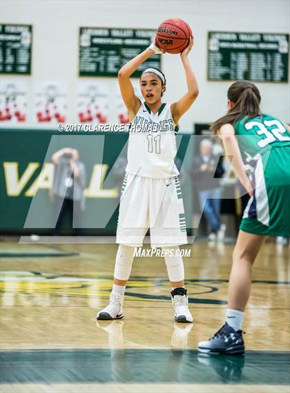 Thumbnail 1 in Woodgrove @ Loudoun Valley photogallery.