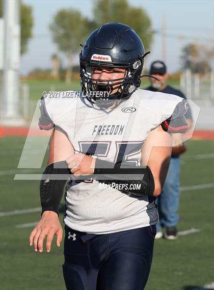 Thumbnail 1 in JV: Pittsburg @ Freedom photogallery.