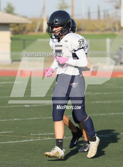 Thumbnail 3 in JV: Pittsburg @ Freedom photogallery.