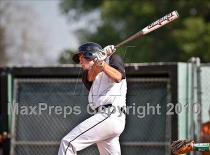 Thumbnail 2 in Glendora vs. Mira Costa (CIF SS D2 Playoffs) photogallery.
