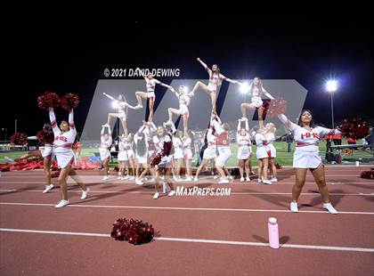 Thumbnail 3 in Hueneme @ Thousand Oaks photogallery.