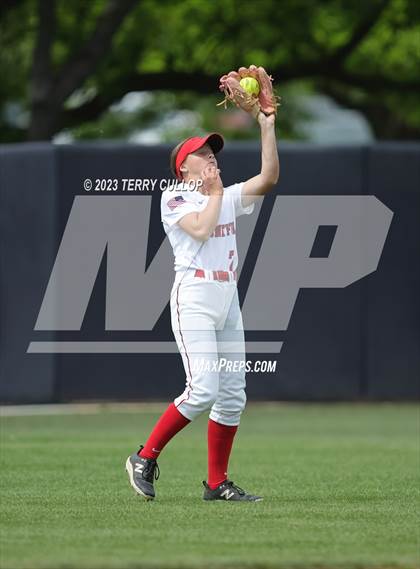 Thumbnail 1 in Bountiful vs. Spanish Fork (UHSAA 5A Final) photogallery.
