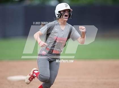 Thumbnail 2 in Bountiful vs. Spanish Fork (UHSAA 5A Final) photogallery.