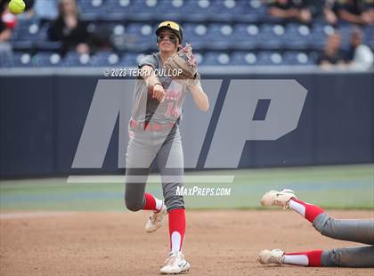 Thumbnail 2 in Bountiful vs. Spanish Fork (UHSAA 5A Final) photogallery.