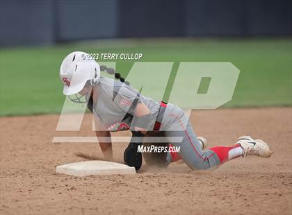 Thumbnail 2 in Bountiful vs. Spanish Fork (UHSAA 5A Final) photogallery.
