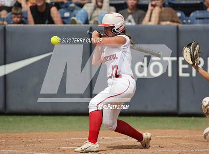 Thumbnail 2 in Bountiful vs. Spanish Fork (UHSAA 5A Final) photogallery.