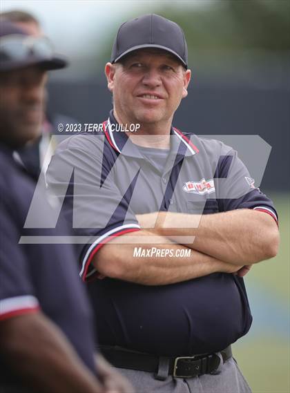 Thumbnail 1 in Bountiful vs. Spanish Fork (UHSAA 5A Final) photogallery.