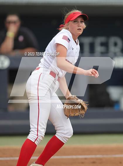 Thumbnail 1 in Bountiful vs. Spanish Fork (UHSAA 5A Final) photogallery.