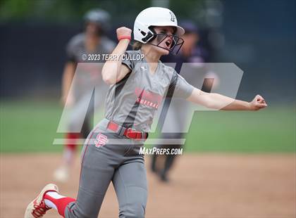 Thumbnail 1 in Bountiful vs. Spanish Fork (UHSAA 5A Final) photogallery.