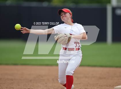 Thumbnail 1 in Bountiful vs. Spanish Fork (UHSAA 5A Final) photogallery.