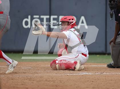 Thumbnail 1 in Bountiful vs. Spanish Fork (UHSAA 5A Final) photogallery.