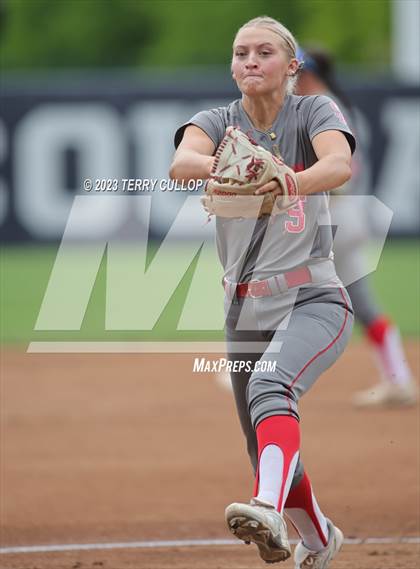 Thumbnail 1 in Bountiful vs. Spanish Fork (UHSAA 5A Final) photogallery.