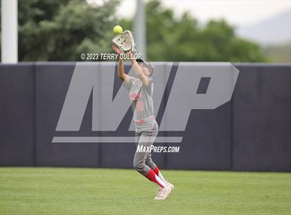 Thumbnail 2 in Bountiful vs. Spanish Fork (UHSAA 5A Final) photogallery.