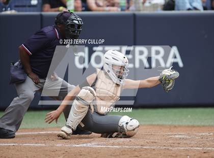 Thumbnail 3 in Bountiful vs. Spanish Fork (UHSAA 5A Final) photogallery.