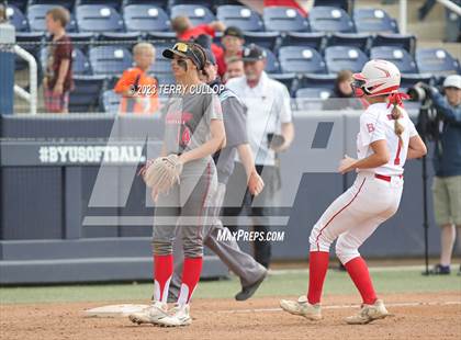 Thumbnail 1 in Bountiful vs. Spanish Fork (UHSAA 5A Final) photogallery.