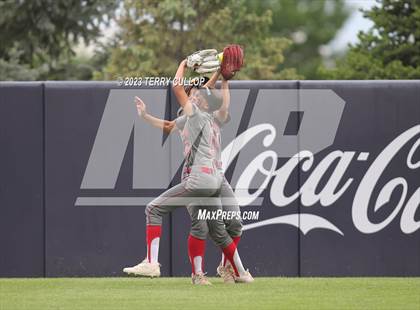 Thumbnail 3 in Bountiful vs. Spanish Fork (UHSAA 5A Final) photogallery.