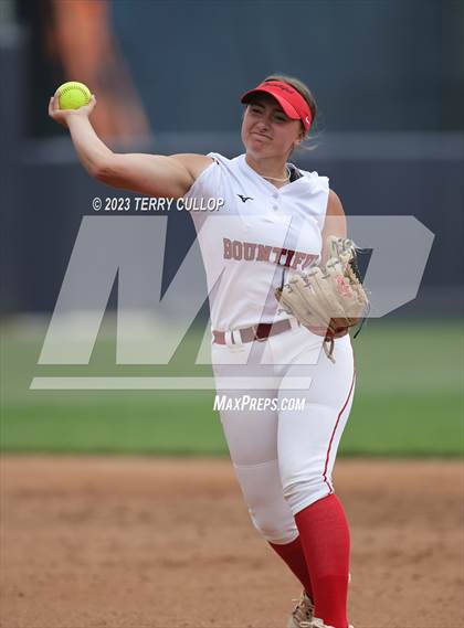 Thumbnail 1 in Bountiful vs. Spanish Fork (UHSAA 5A Final) photogallery.