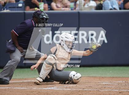 Thumbnail 1 in Bountiful vs. Spanish Fork (UHSAA 5A Final) photogallery.