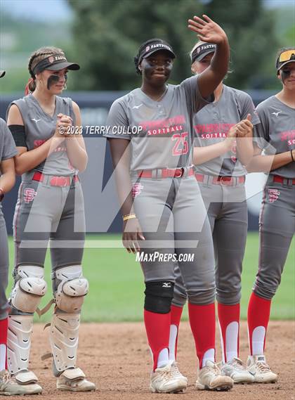 Thumbnail 2 in Bountiful vs. Spanish Fork (UHSAA 5A Final) photogallery.