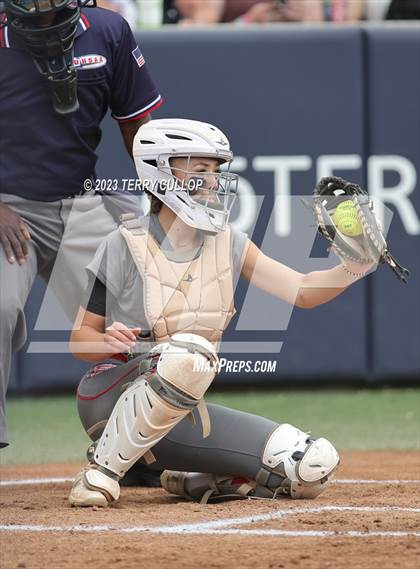 Thumbnail 1 in Bountiful vs. Spanish Fork (UHSAA 5A Final) photogallery.