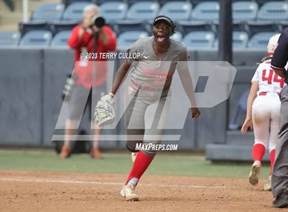 Thumbnail 2 in Bountiful vs. Spanish Fork (UHSAA 5A Final) photogallery.