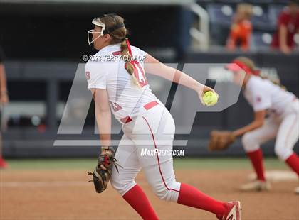 Thumbnail 3 in Bountiful vs. Spanish Fork (UHSAA 5A Final) photogallery.