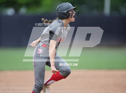 Thumbnail 2 in Bountiful vs. Spanish Fork (UHSAA 5A Final) photogallery.