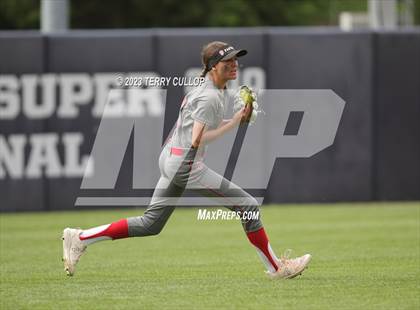 Thumbnail 2 in Bountiful vs. Spanish Fork (UHSAA 5A Final) photogallery.