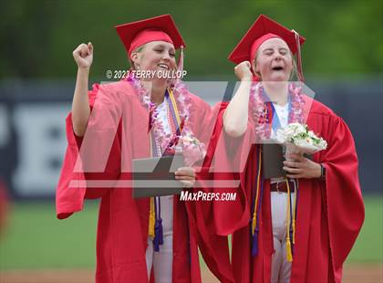 Thumbnail 3 in Bountiful vs. Spanish Fork (UHSAA 5A Final) photogallery.