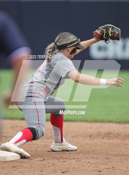 Thumbnail 3 in Bountiful vs. Spanish Fork (UHSAA 5A Final) photogallery.