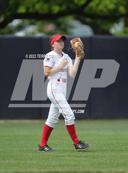 Thumbnail 3 in Bountiful vs. Spanish Fork (UHSAA 5A Final) photogallery.