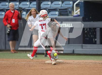 Thumbnail 3 in Bountiful vs. Spanish Fork (UHSAA 5A Final) photogallery.