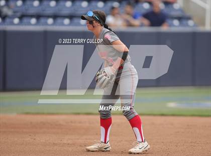 Thumbnail 3 in Bountiful vs. Spanish Fork (UHSAA 5A Final) photogallery.