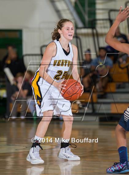 Thumbnail 3 in Vista Murrieta vs Ventura (Santa Barbara Tournament of Champions) photogallery.