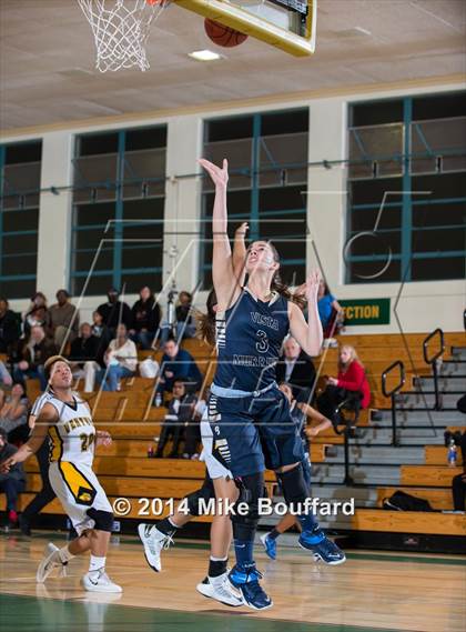 Thumbnail 2 in Vista Murrieta vs Ventura (Santa Barbara Tournament of Champions) photogallery.