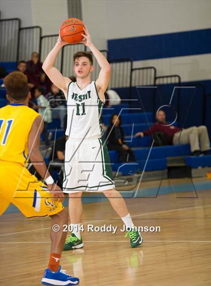 Thumbnail 3 in Strake Jesuit vs. Channelview (McDonald's Texas Invitational) photogallery.