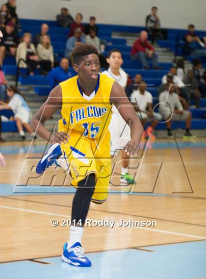 Thumbnail 1 in Strake Jesuit vs. Channelview (McDonald's Texas Invitational) photogallery.